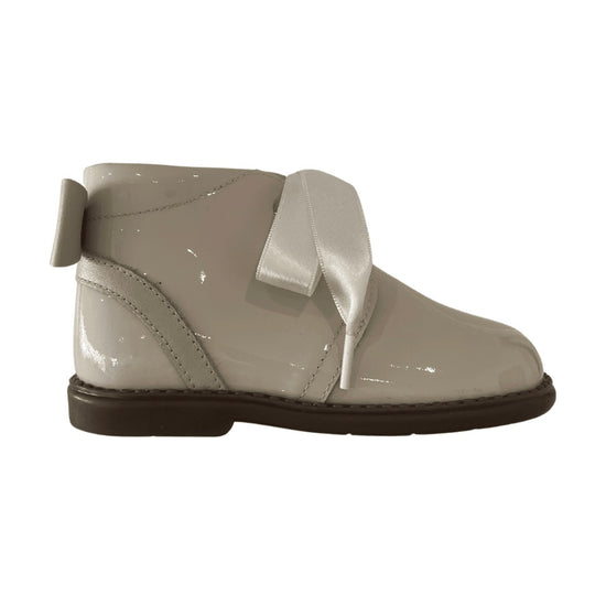 Andanines light beige patent leather boots - Adora Childrenswear