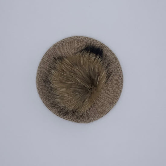 Kids knitted camel beret with large fur pom by Rahigo - Adora Childrenswear 