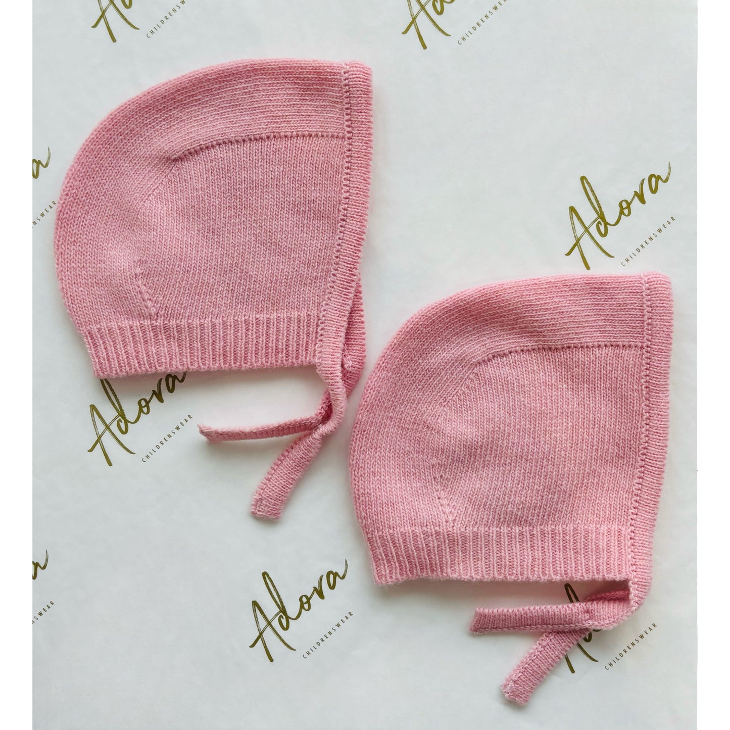 Merino wool knitted bonnet in Pink - Wedoble